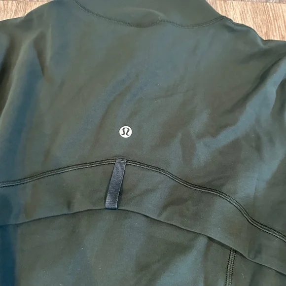 NEW with tags! Lululemon Define Jacket *Nulu Rainforest Green sz 14 - Picture 8 of 8
